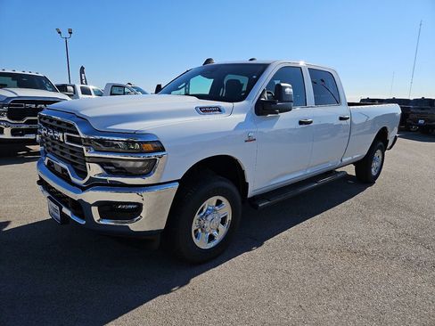 New 2026 RAM 2500 Tradesman AWD/4WD image 1