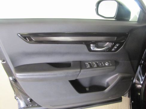 Certified 2025 Honda CR-V EX-L image 9