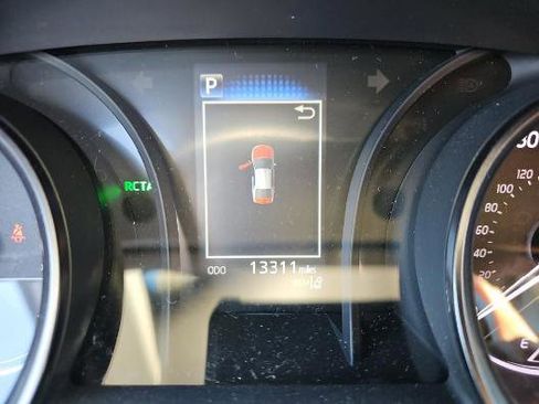 Used 2023 Toyota Camry SE image 13