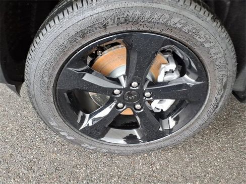 New 2025 Jeep Grand Cherokee L Altitude image 10