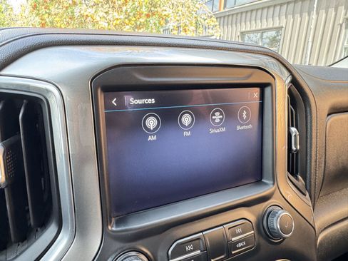 Used 2020 Chevrolet Silverado 3500 LTZ w/ LTZ Premium Package AWD/4WD image 16