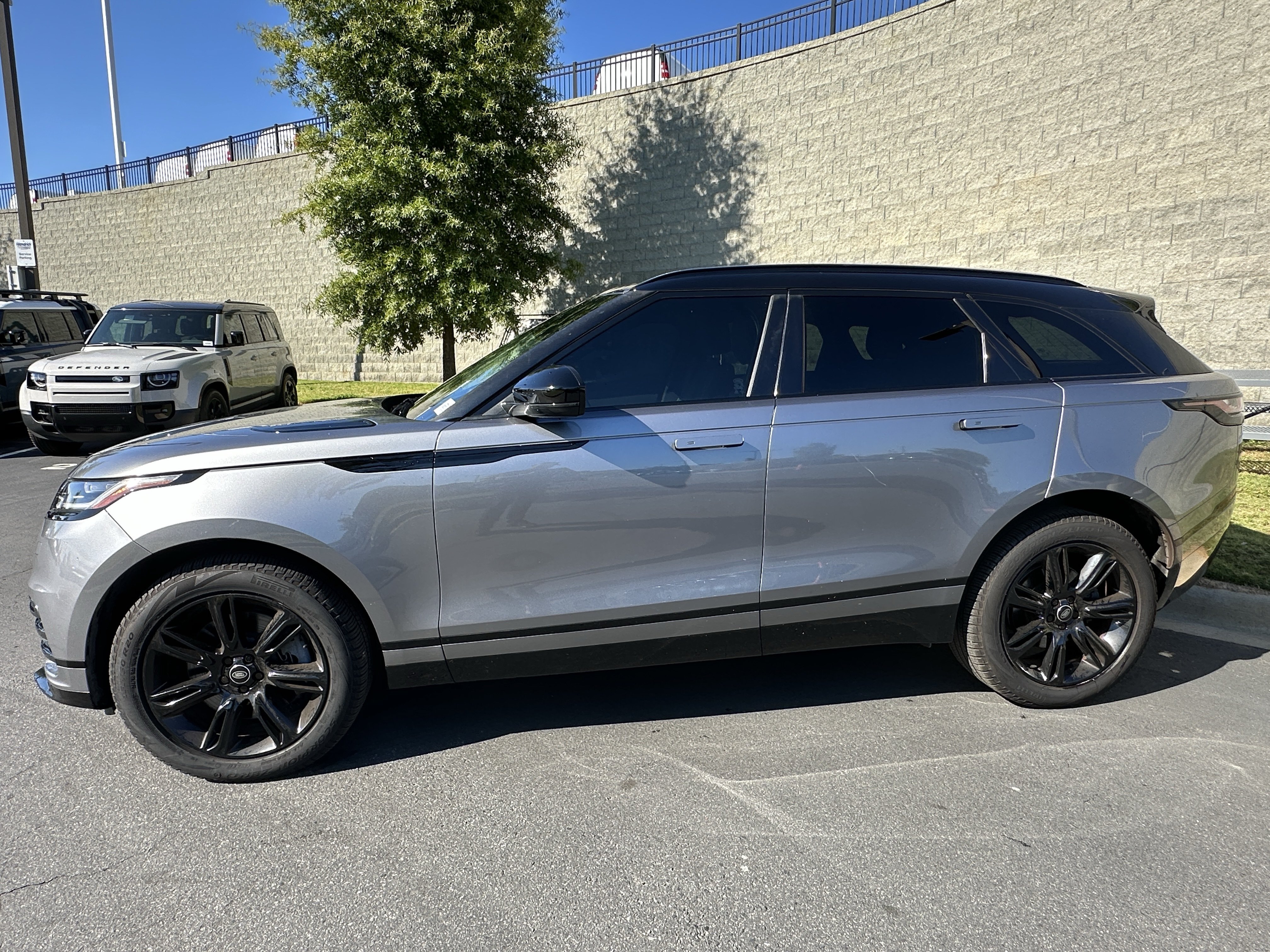 Used 2023 Land Rover Range Rover Velar R-Dynamic S AWD/4WD image 4