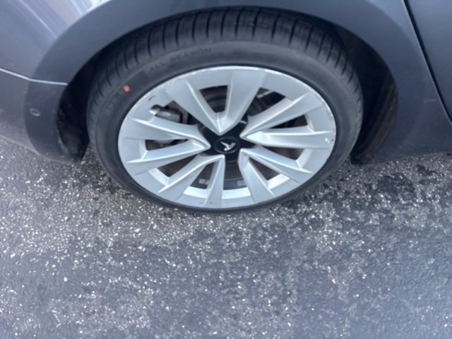 Used 2022 Tesla Model 3 Standard Range RWD image 25
