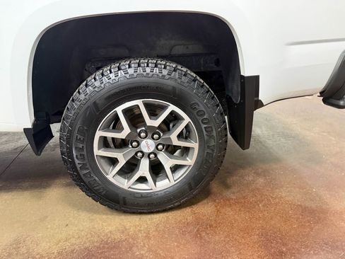 Used 2021 GMC Canyon AT4 image 91