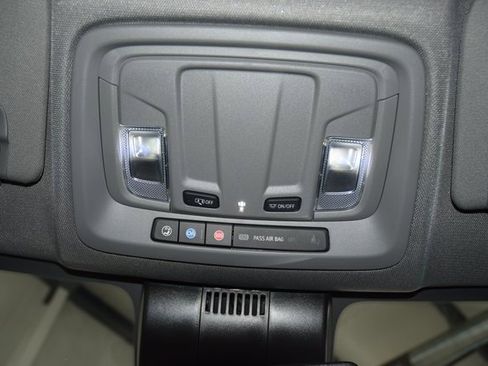 Used 2024 Chevrolet Silverado 2500 Custom w/ Custom Value Package image 49