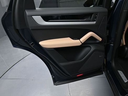 New 2026 Porsche Cayenne AWD/4WD image 22