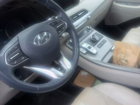 Used 2020 Hyundai Palisade SEL FWD image 2