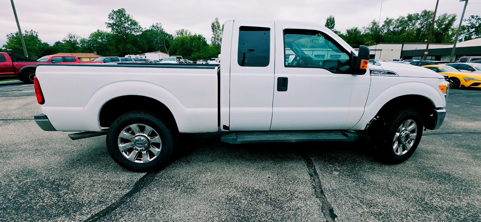 Used 2012 Ford F250 XLT AWD/4WD image 4
