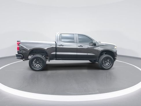 Used 2022 Chevrolet Silverado 1500 Custom w/ Safety Confidence Package image 9