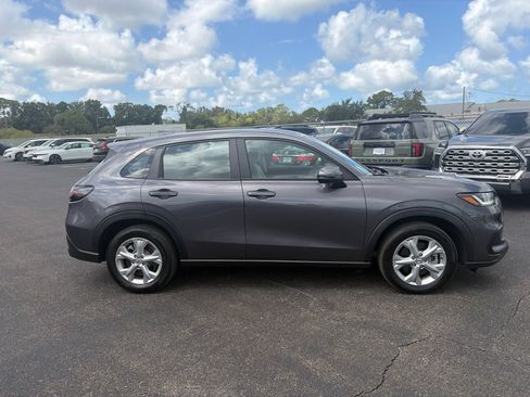 Certified 2025 Honda HR-V LX image 8