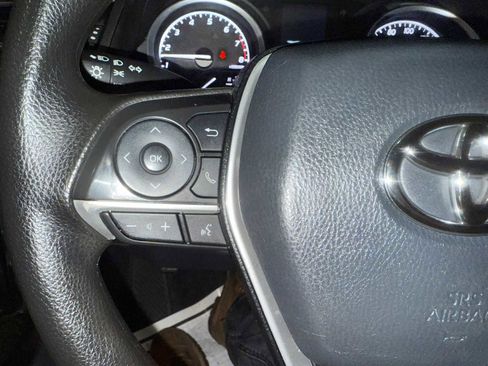 Certified 2023 Toyota Camry LE image 29