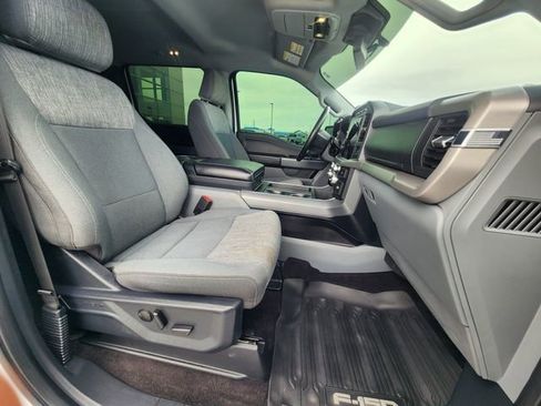 Used 2022 Ford F150 XLT w/ Equipment Group 302A High image 17