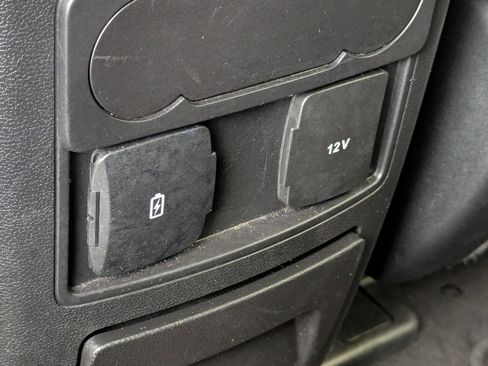 Used 2023 Ford Explorer XLT w/ Equipment Group 202A image 23