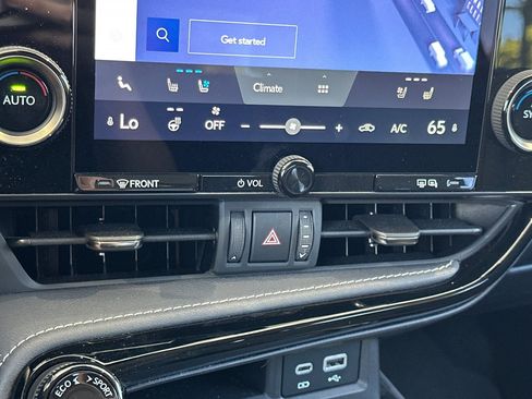 Certified 2025 Lexus NX 350h AWD w/ Accessory Package (Z2) image 25
