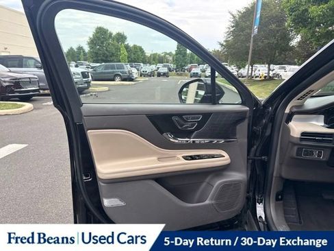 Used 2022 Lincoln Corsair AWD w/ Equipment Group 101A image 11