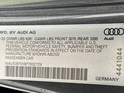 Used 2023 Audi e-tron GT Premium Plus image 30