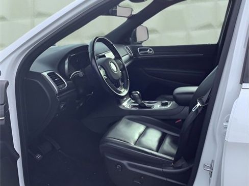 Certified 2021 Jeep Grand Cherokee Limited image 12