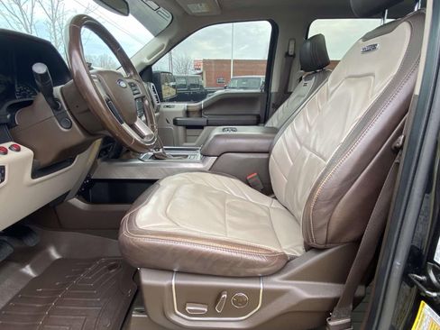 Used 2019 Ford F150 Limited w/ Trailer Tow Package image 16