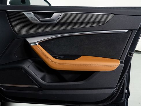 Used 2025 Audi RS 6 performance image 57