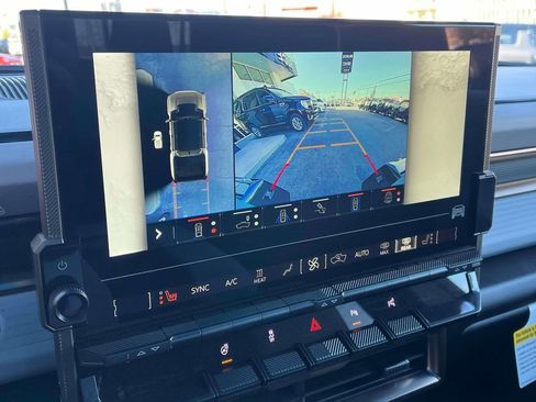 New 2025 GMC Hummer EV 3X w/ Battery Pack, 24 Module Pack image 28