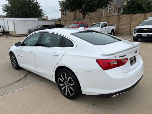 Used 2023 Chevrolet Malibu RS w/ LPO, Floor Liner Package FWD image 5