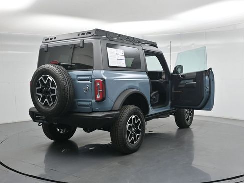 Certified 2022 Ford Bronco Badlands AWD/4WD image 6