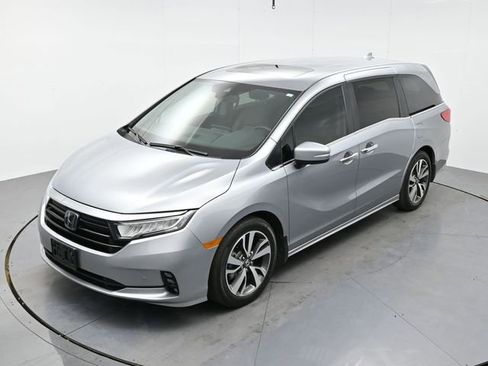 Used 2023 Honda Odyssey Touring image 19