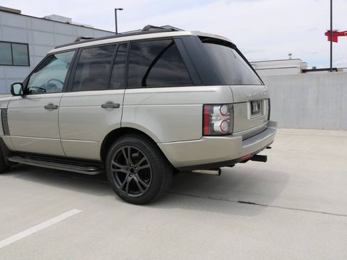 Used 2010 Land Rover Range Rover Supercharged AWD/4WD image 16