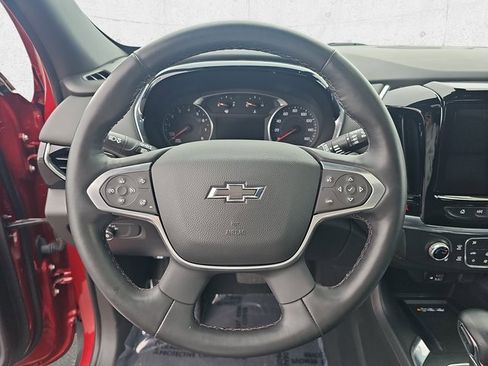 Used 2023 Chevrolet Traverse RS image 20