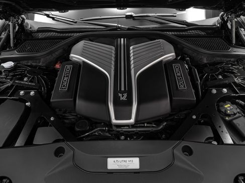 Used 2022 Rolls-Royce Ghost image 50