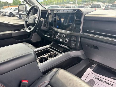 Used 2023 Ford F250 Lariat AWD/4WD image 14