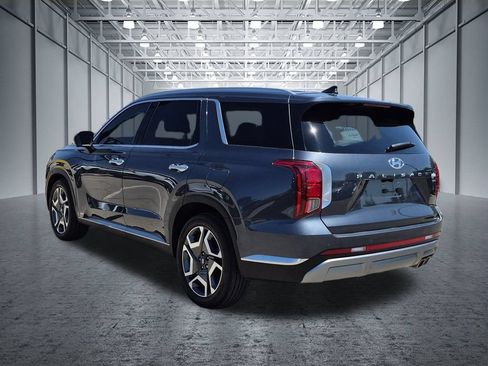 Used 2024 Hyundai Palisade Limited AWD/4WD image 3