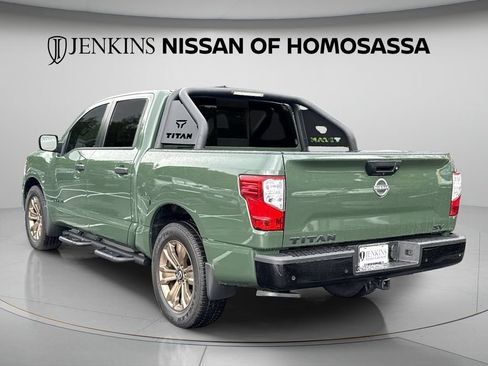 Certified 2024 Nissan Titan SV w/ SV Bronze Edition Package RWD image 11
