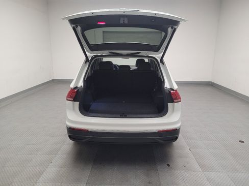 Used 2024 Volkswagen Tiguan SE FWD image 29