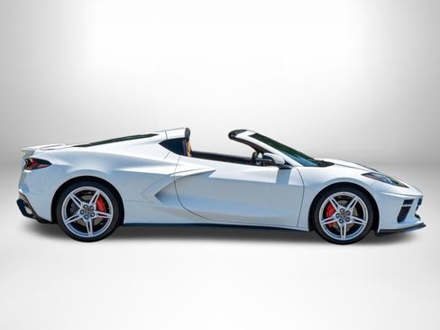 Used 2022 Chevrolet Corvette Stingray Preferred Cpe w/ Battery Protection Package RWD image 9
