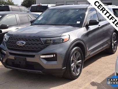 Certified 2022 Ford Explorer XLT w/ Equipment Group 202A