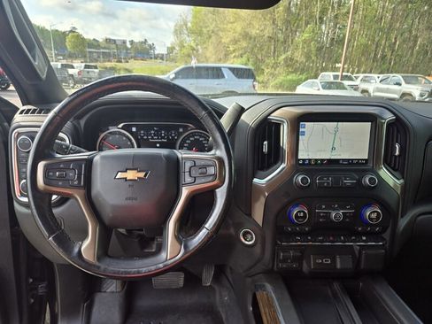 Used 2022 Chevrolet Silverado 1500 High Country AWD/4WD image 8