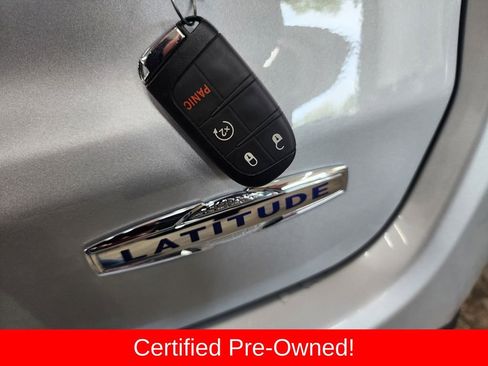 Certified 2025 Jeep Compass Latitude AWD/4WD image 37