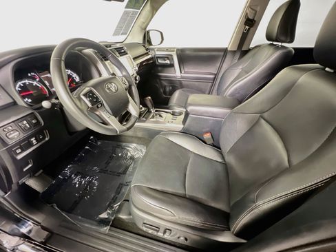 Used 2022 Toyota 4Runner Limited AWD/4WD image 15