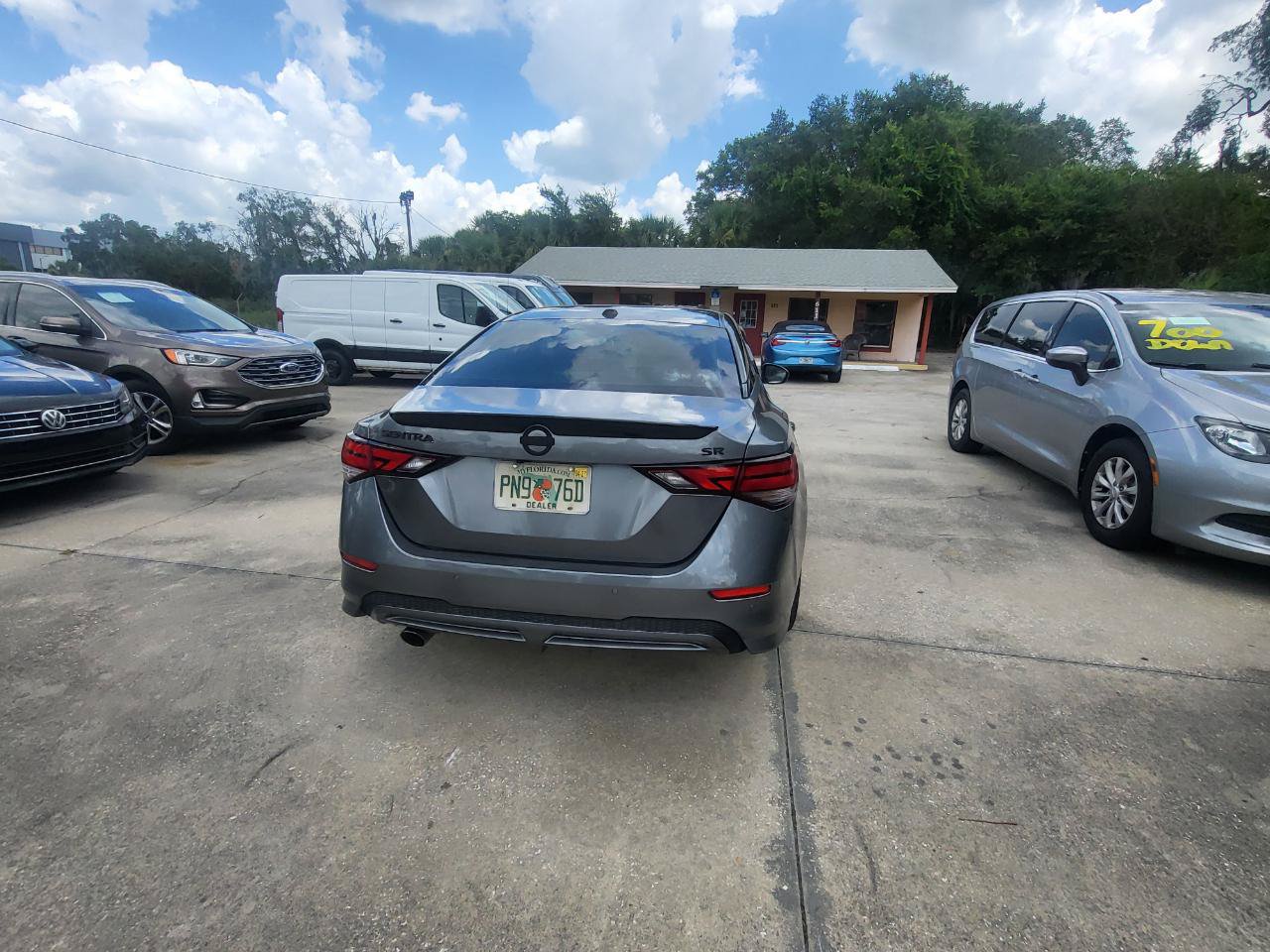 Used 2021 Nissan Sentra SR FWD image 9