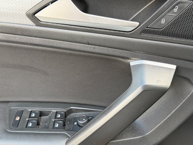 Used 2023 Volkswagen Tiguan S FWD image 18