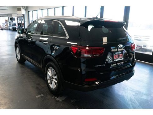 Used 2020 Kia Sorento LX w/ LX I4 Convenience Package AWD/4WD image 5