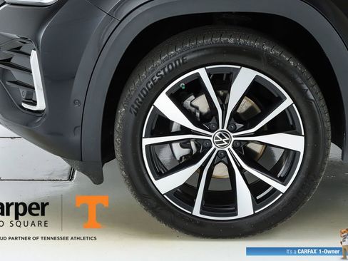 Used 2024 Volkswagen Atlas SEL Premium R-Line AWD/4WD image 5