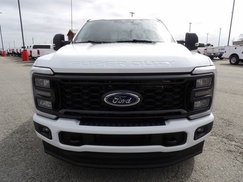 Used 2024 Ford F250 XL w/ STX Appearance Package AWD/4WD image 12