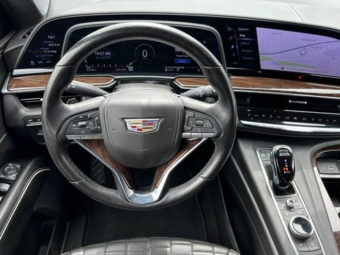 Used 2023 Cadillac Escalade Premium Luxury Platinum AWD/4WD image 16