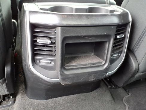 Used 2022 RAM 1500 Big Horn AWD/4WD image 18