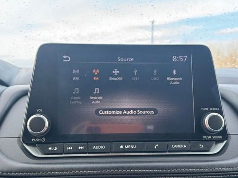 Used 2024 Nissan Rogue S image 16