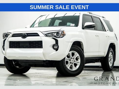 Used 2023 Toyota 4Runner SR5 Premium w/ Moonroof Package RWD image 1