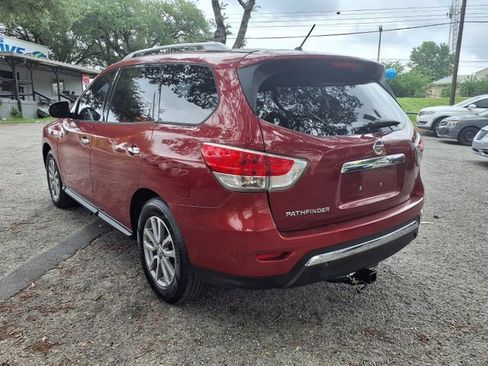 Used 2016 Nissan Pathfinder S image 4