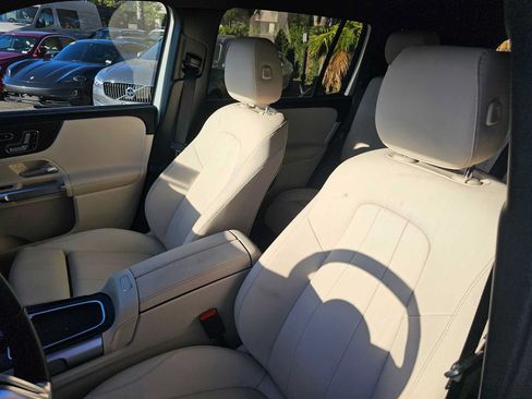 Used 2026 Mercedes-Benz GLB 250 image 17